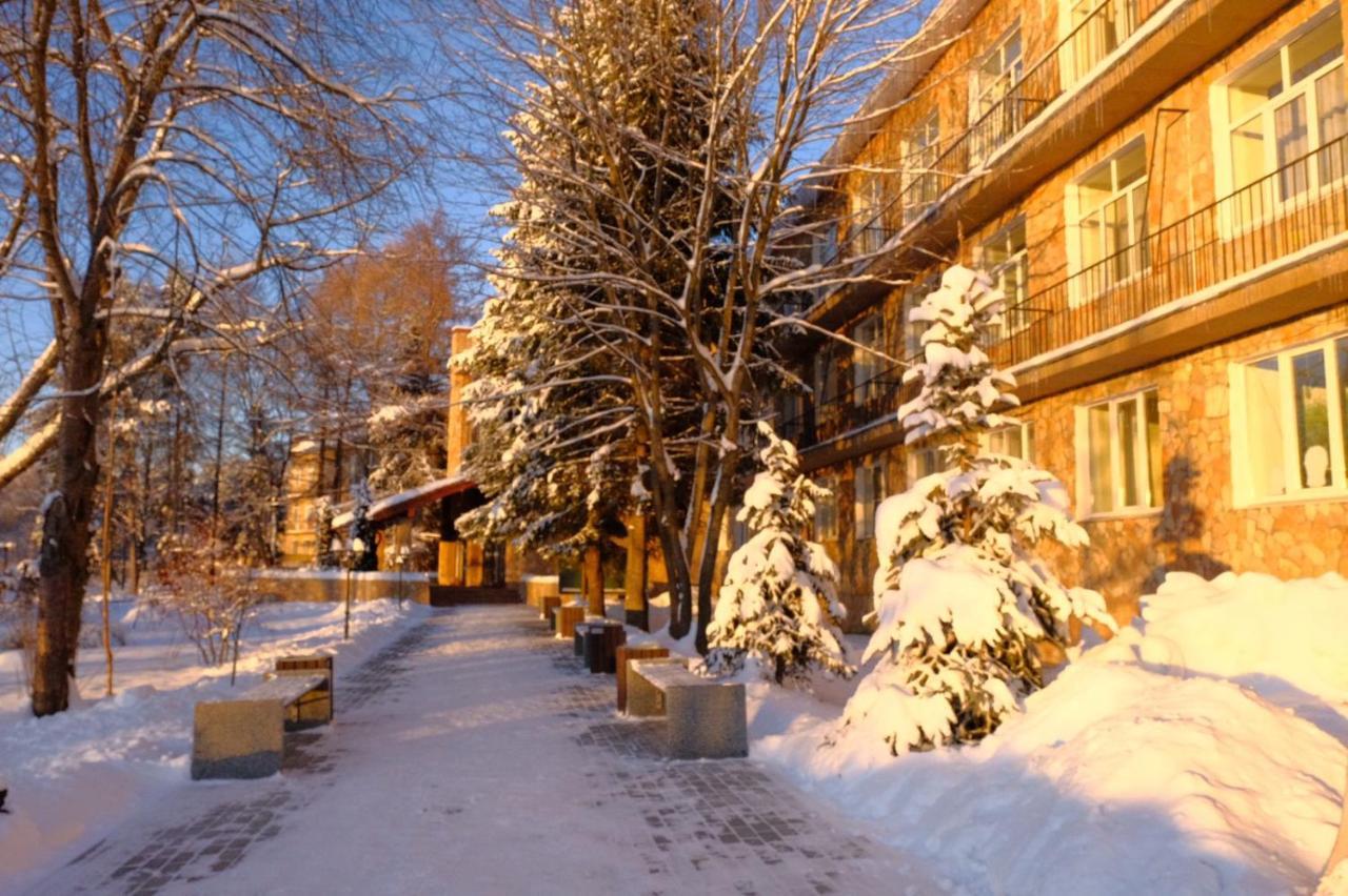 Hotel Edem Orechovo-Zujevo Exteriör bild