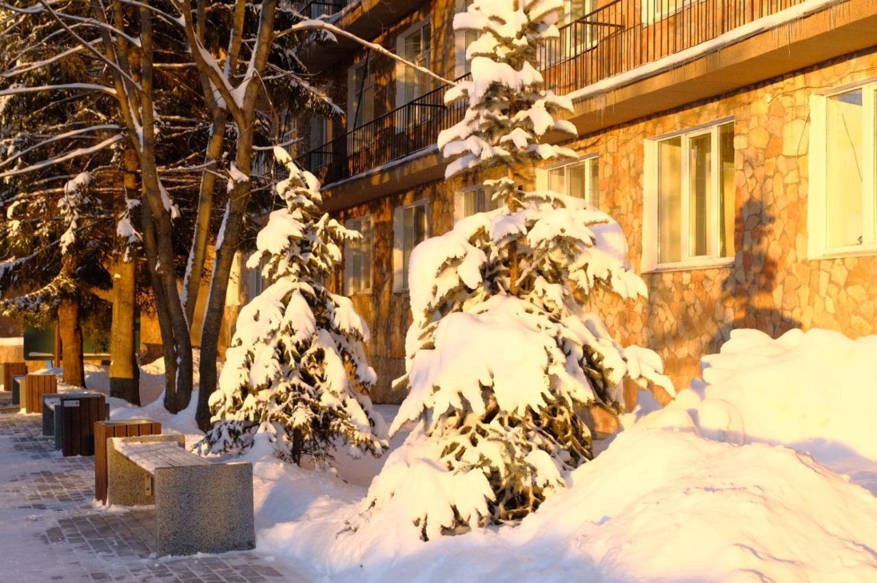 Hotel Edem Orechovo-Zujevo Exteriör bild